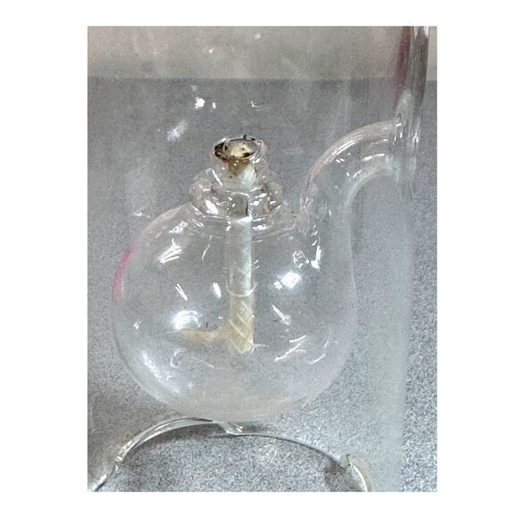 Wolfard Vintage Clear Glass Oil Lamp Unique Globe Design & Cylindrical 9" Tall - Picture 2 of 8